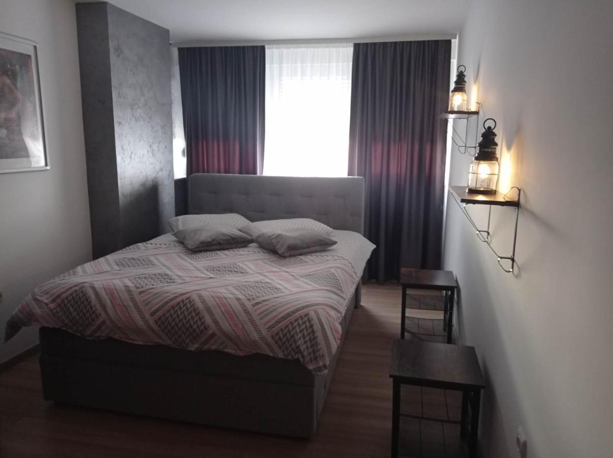 Aby Apartment Slavonski Brod Bagian luar foto