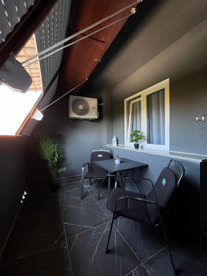 Aby Apartment Slavonski Brod Bagian luar foto